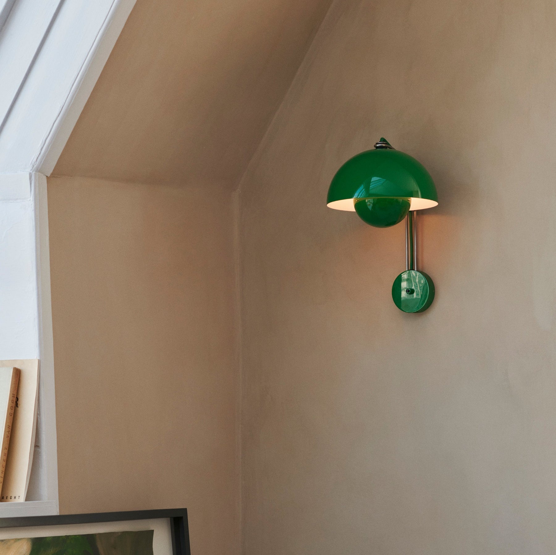 &Tradition, Flowerpot Wall Lamp VP8, Grey Beige, Wall / Sconce, Verner Panton
