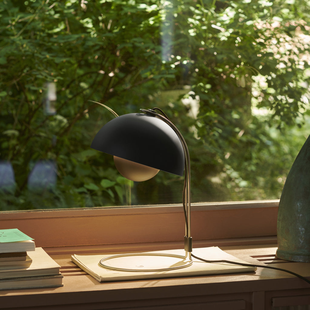 &Tradition, Flowerpot Table Lamp VP4, Chrome, Table / Task, Verner Panton