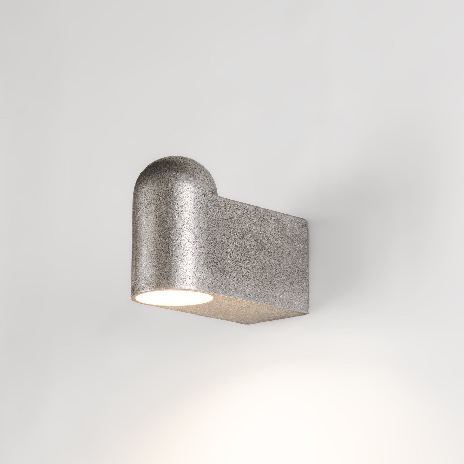 Bell Classic Wall Lamp